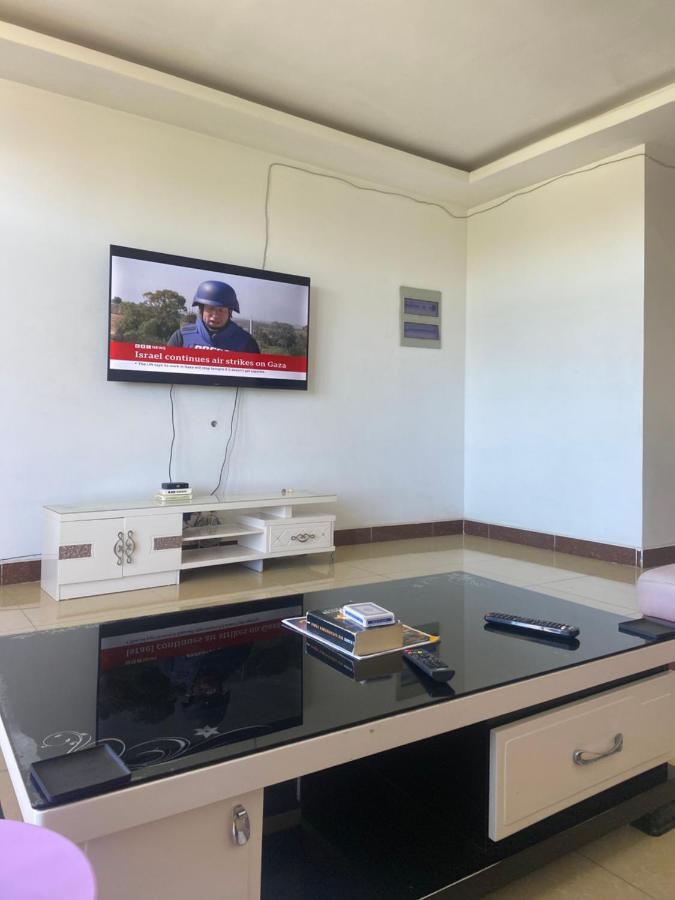 Beachfront M. A.Apartment Dar es Salaam Exterior photo