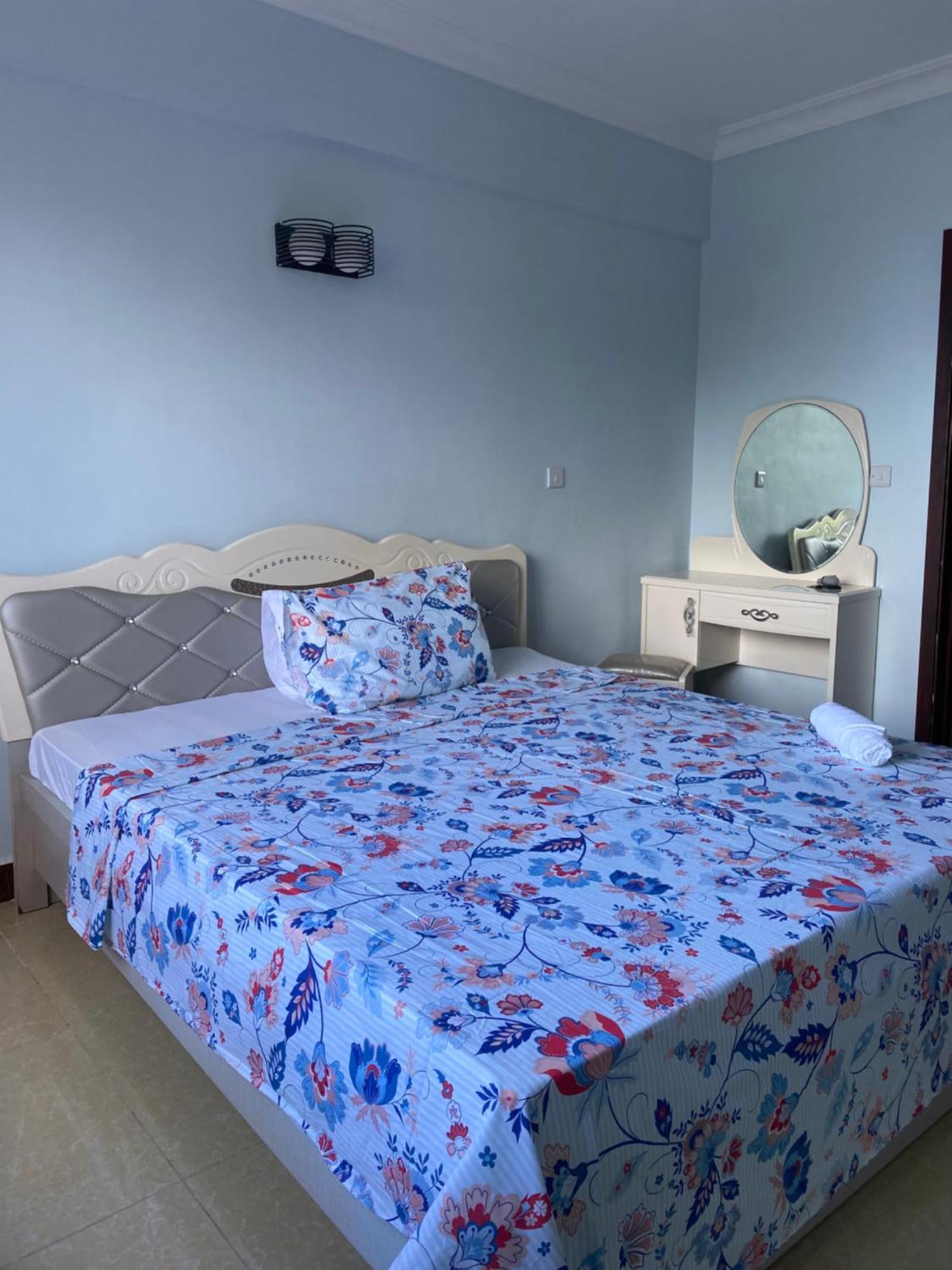Beachfront M. A.Apartment Dar es Salaam Exterior photo