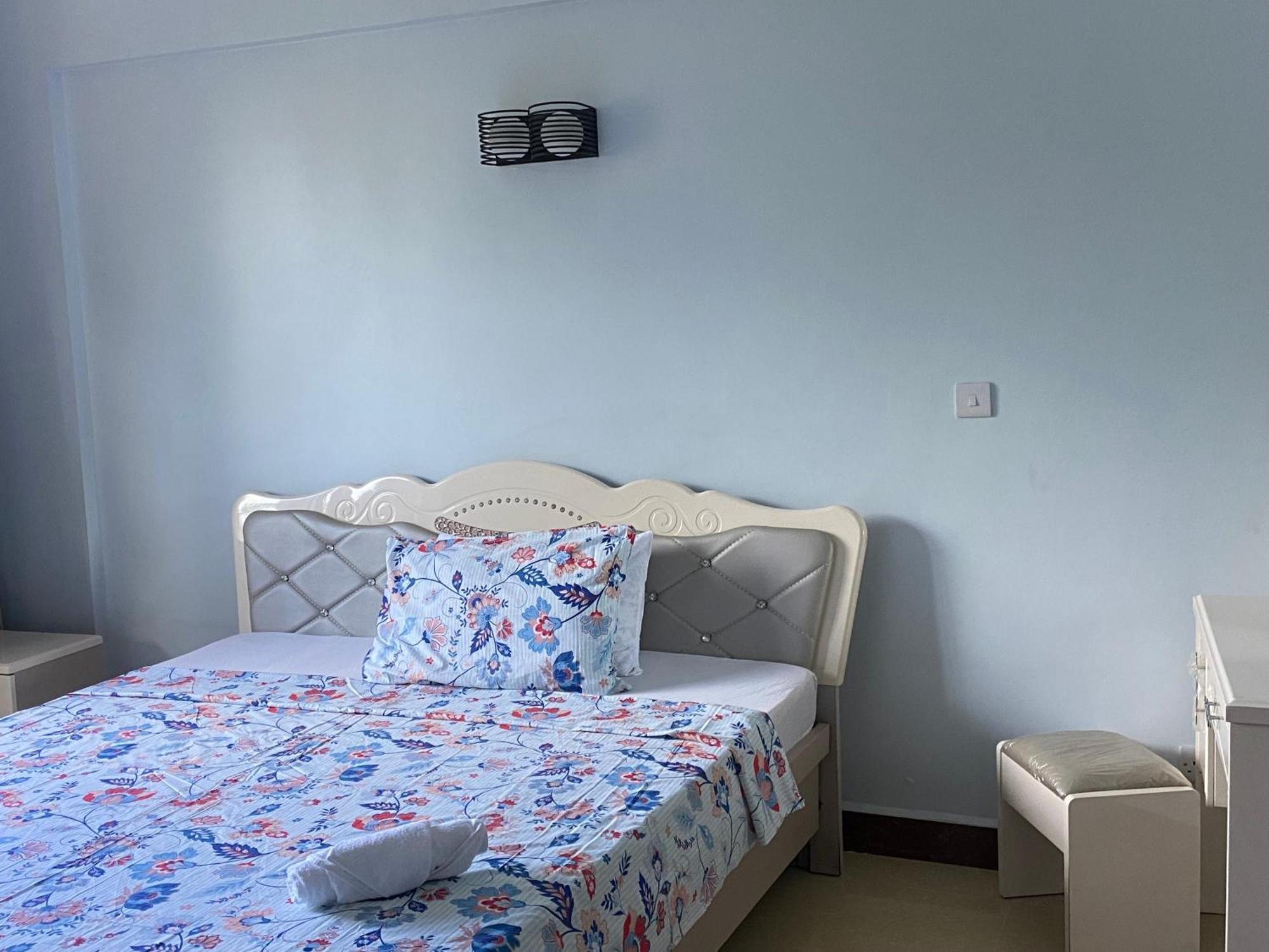 Beachfront M. A.Apartment Dar es Salaam Exterior photo