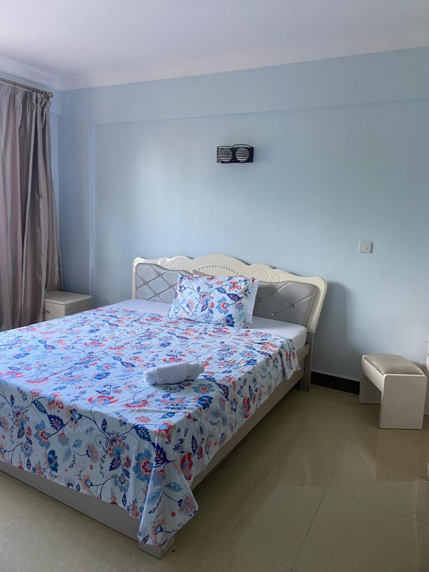Beachfront M. A.Apartment Dar es Salaam Exterior photo